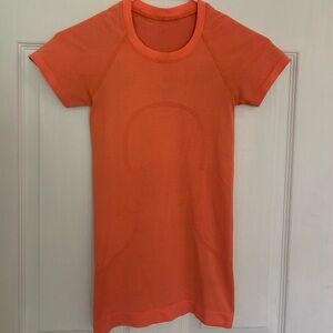 Lululemon Swiftly Tech Short Sleeve Top 2.0